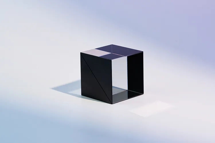 ML Photonic - Optical Components - Prisms